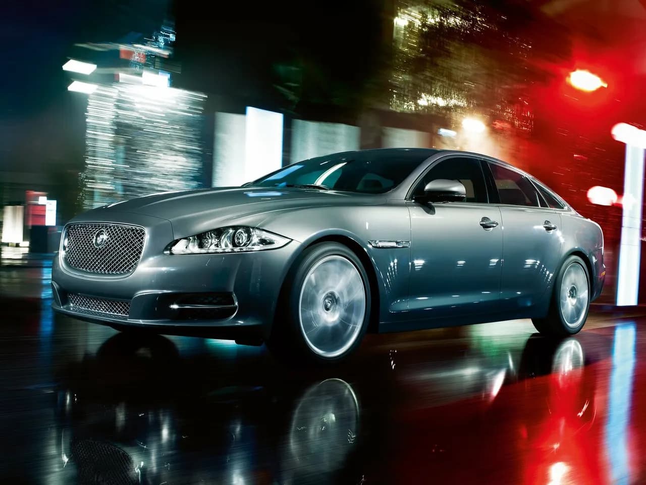 Jaguar XJ