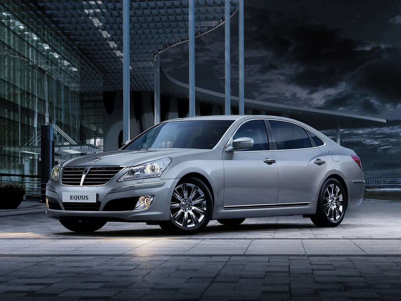 Hyundai Equus