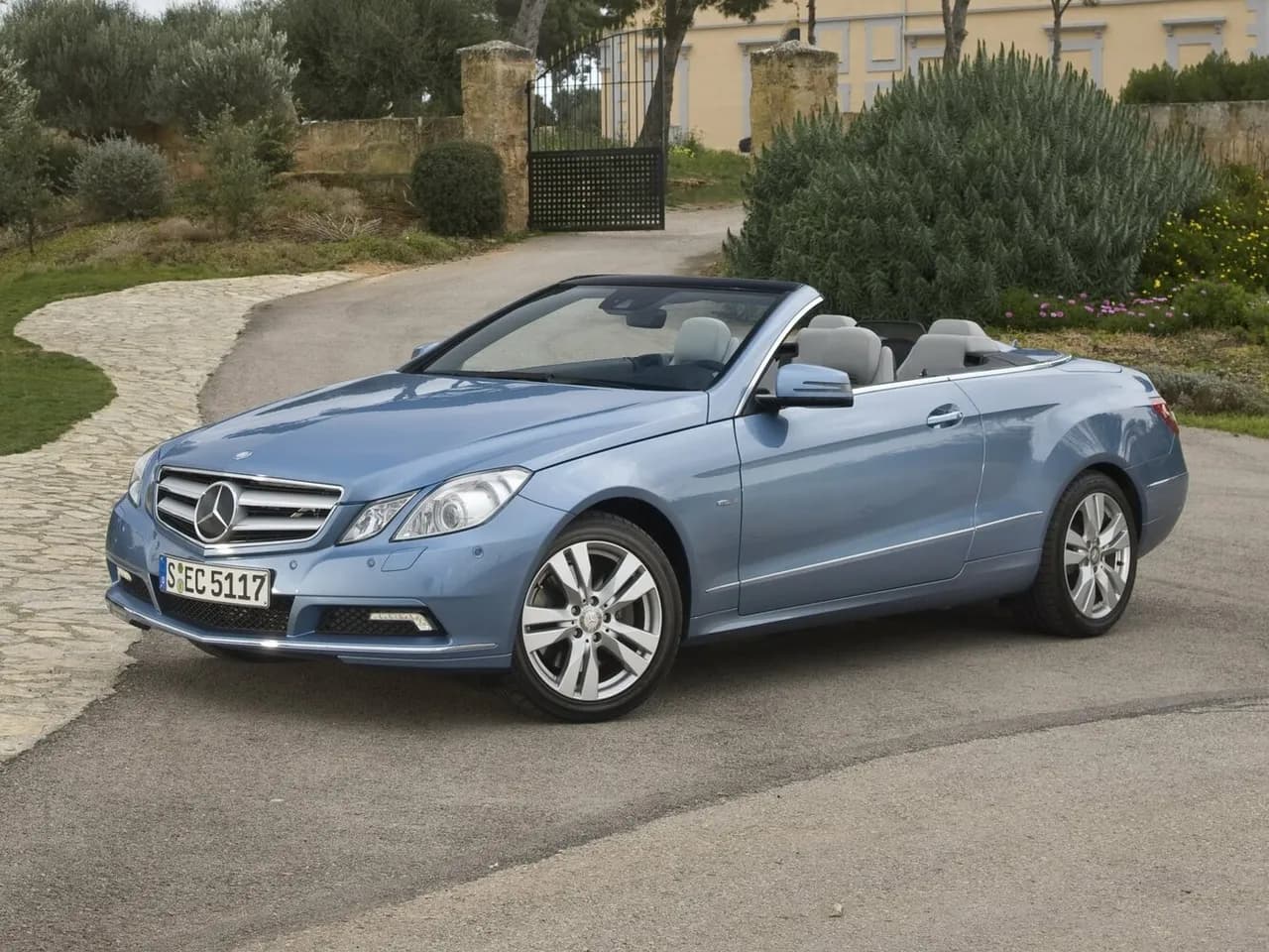 Mercedes-Benz E-Класс