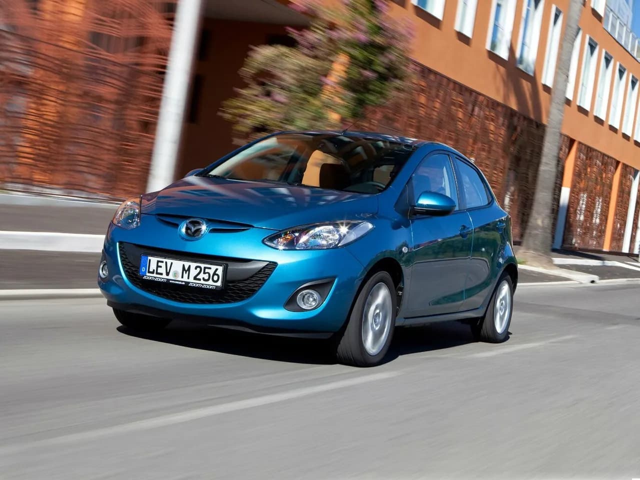 Mazda 2