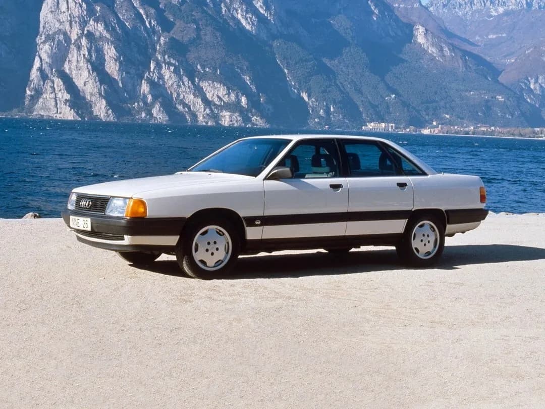 Audi 100