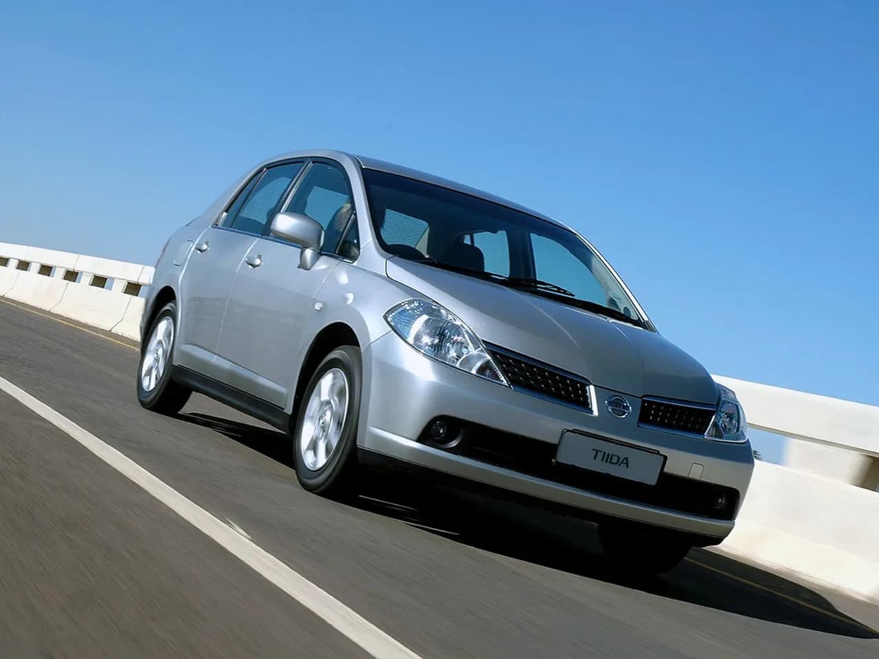 Nissan Tiida