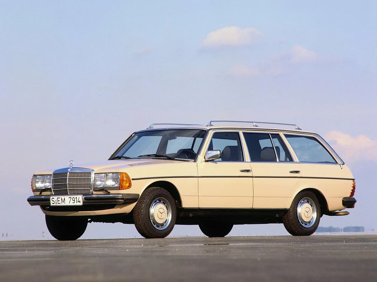 Mercedes-Benz W123