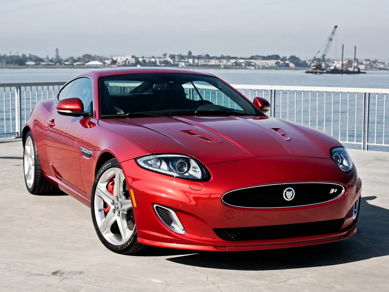 Jaguar XKR