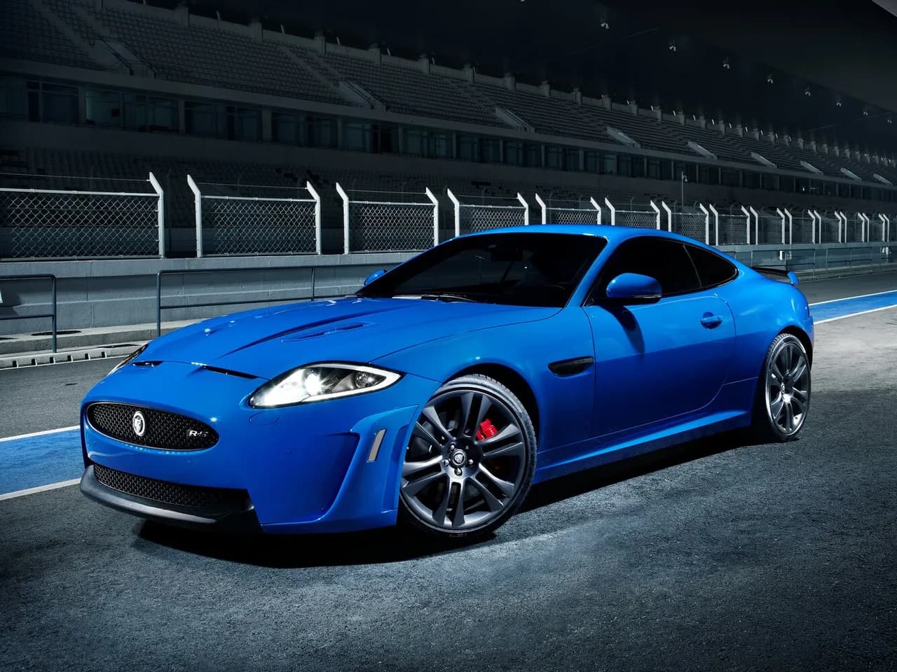 Jaguar XKR