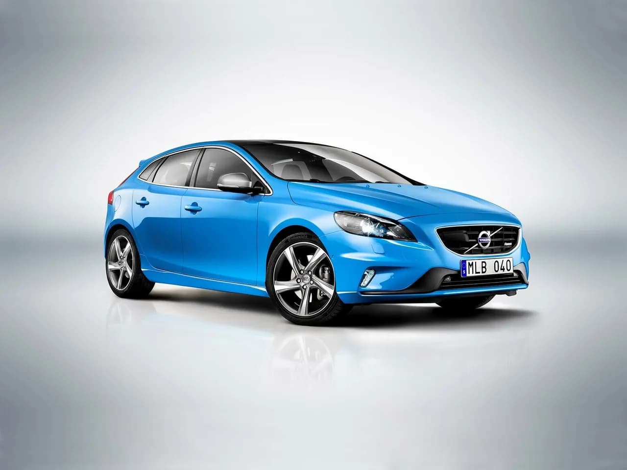 Volvo V40